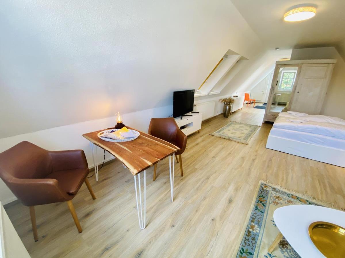 Ferienappartement Dicht Dran, Direkt Am Alten Strom Rostock Exterior photo